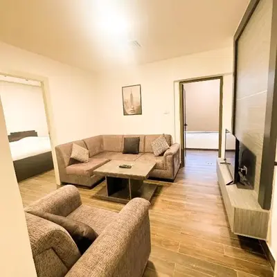 central apartment for rent 27