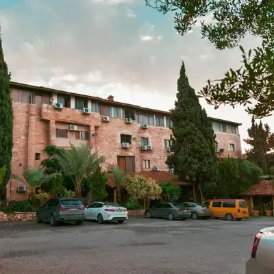 Al Joude Hotel فندق الجود