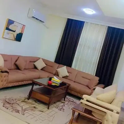 شقة فاخرة واسعة في شارع المدينة المنورة