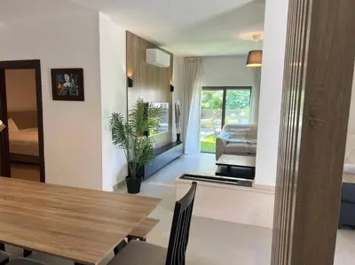 Gallery image of Elegant 2-Bedroom in Um Uthaina in Umm Uthainah
