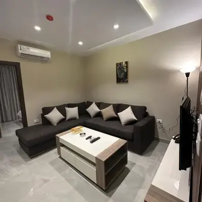 Chic Apartments For Rent ave2-8