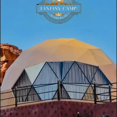 RUM FANTAS BUBBLE lUXURY CAMP