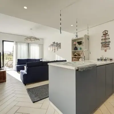 Emerald Beach Apartment