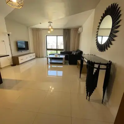 2bedroom aprt at 7th circle f-r4
