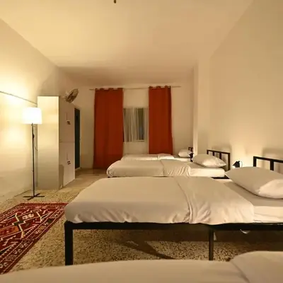 AL Majd hostel
