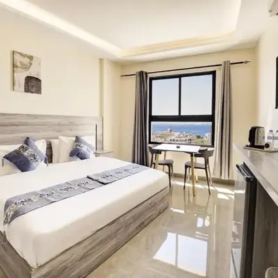 aqaba hills hotel