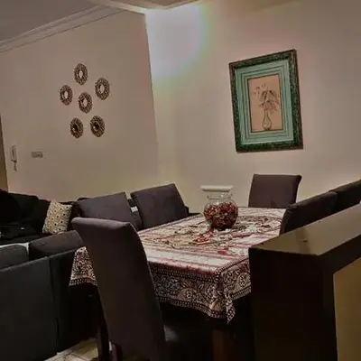 شقه مفروشه للإيجار مكونه من 4 غرف في عمان