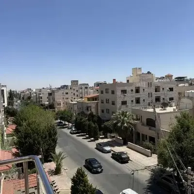 Furnished luxurious apartment with a stunning view near Kling Hussein Business Park