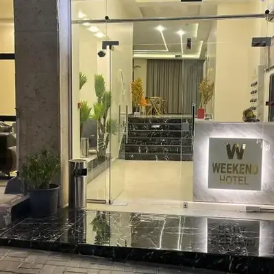 Weekend Hotel